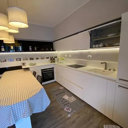شقة Desenzano Luxury *